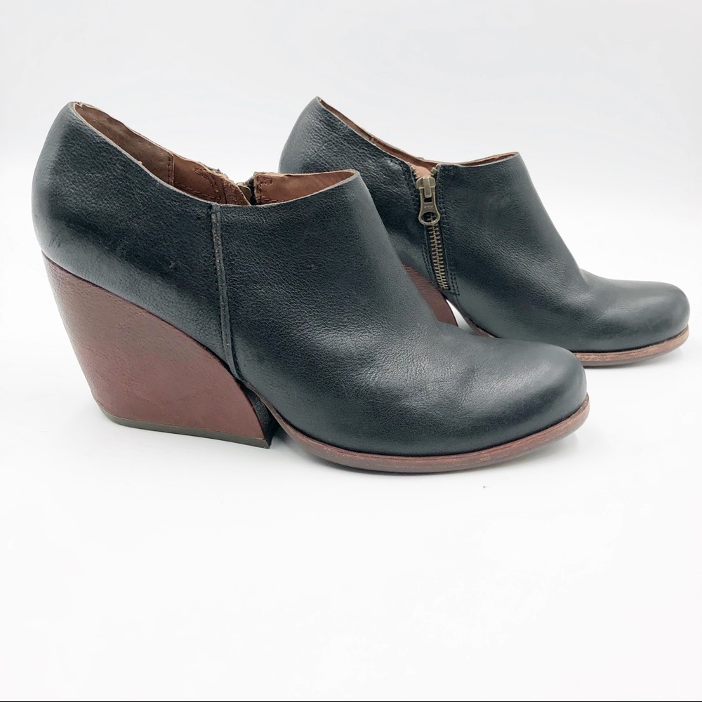 Kork-Ease Holmes Zip Up Black Leather Ankle Boots Semi Wedge Booties